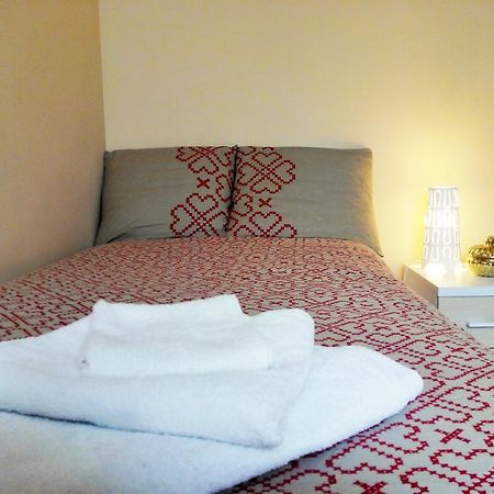 Apartamentos Decada Малага Номер фото