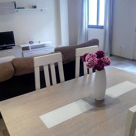 Apartamentos Decada Малага Экстерьер фото