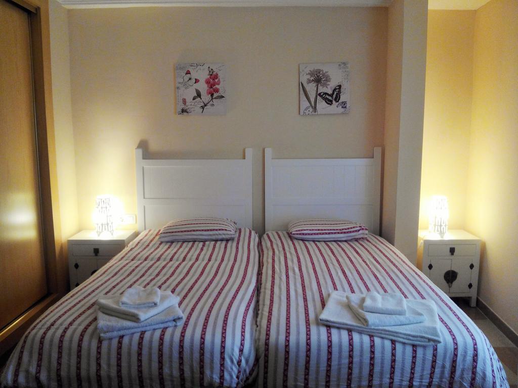 Apartamentos Decada Малага Номер фото