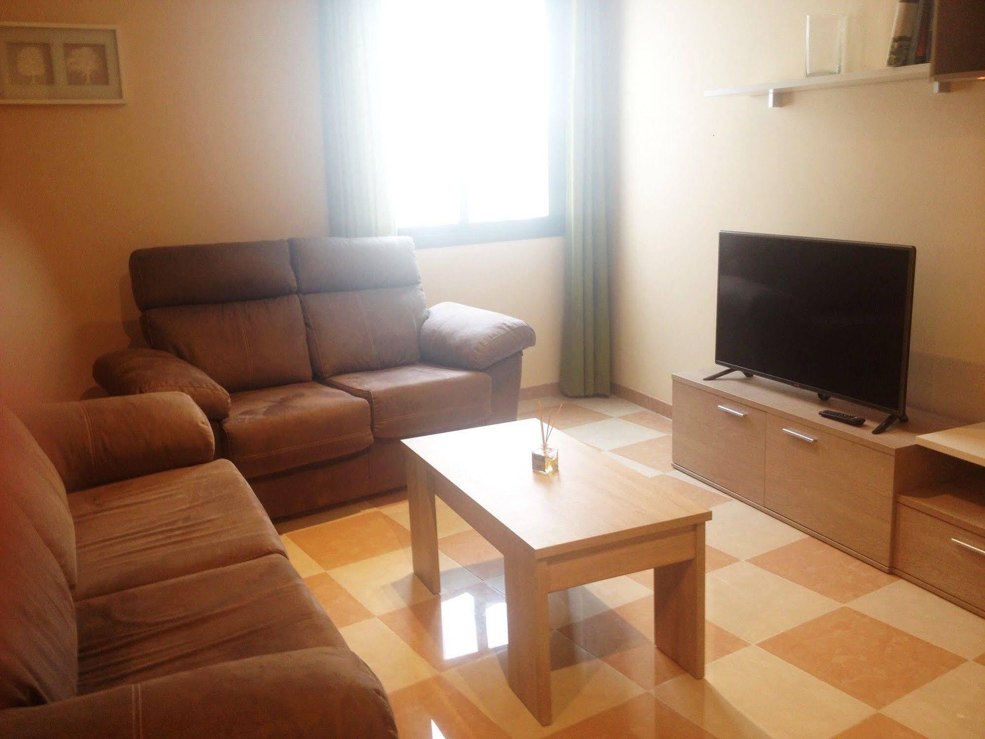 Apartamentos Decada Малага Экстерьер фото